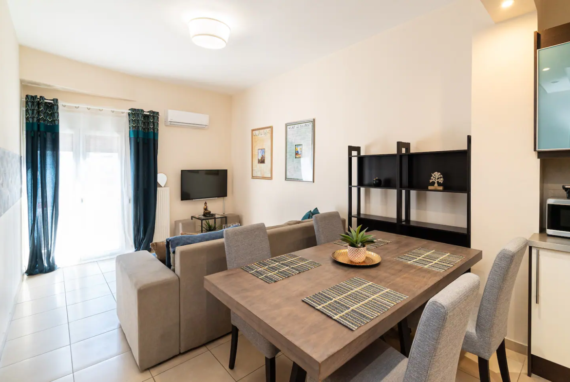 Secilian-Koukaki-Apartment